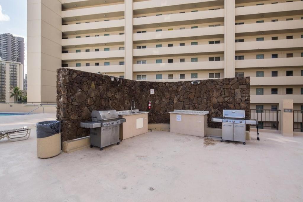 Apartment Modern Surf Chic In Waikiki