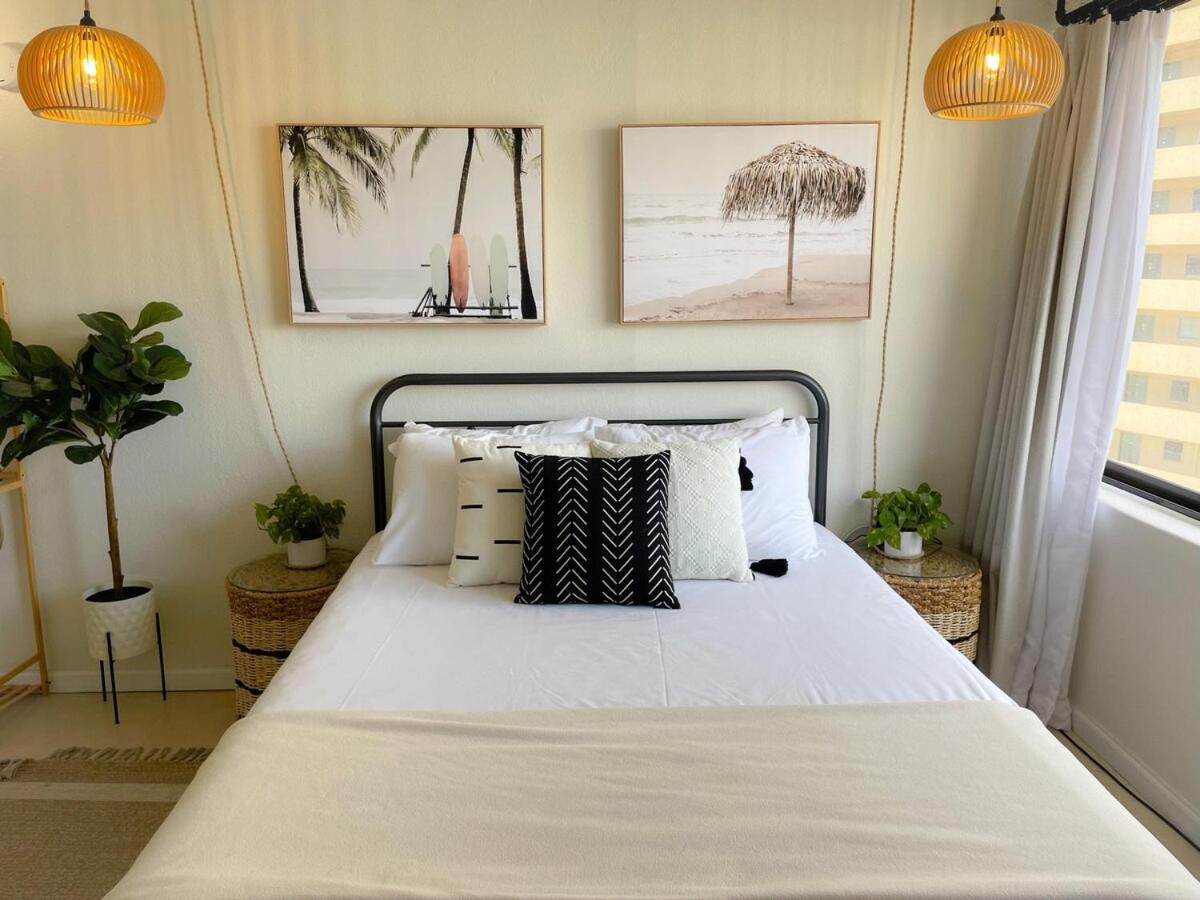 Apartment Modern Surf Chic In Waikiki